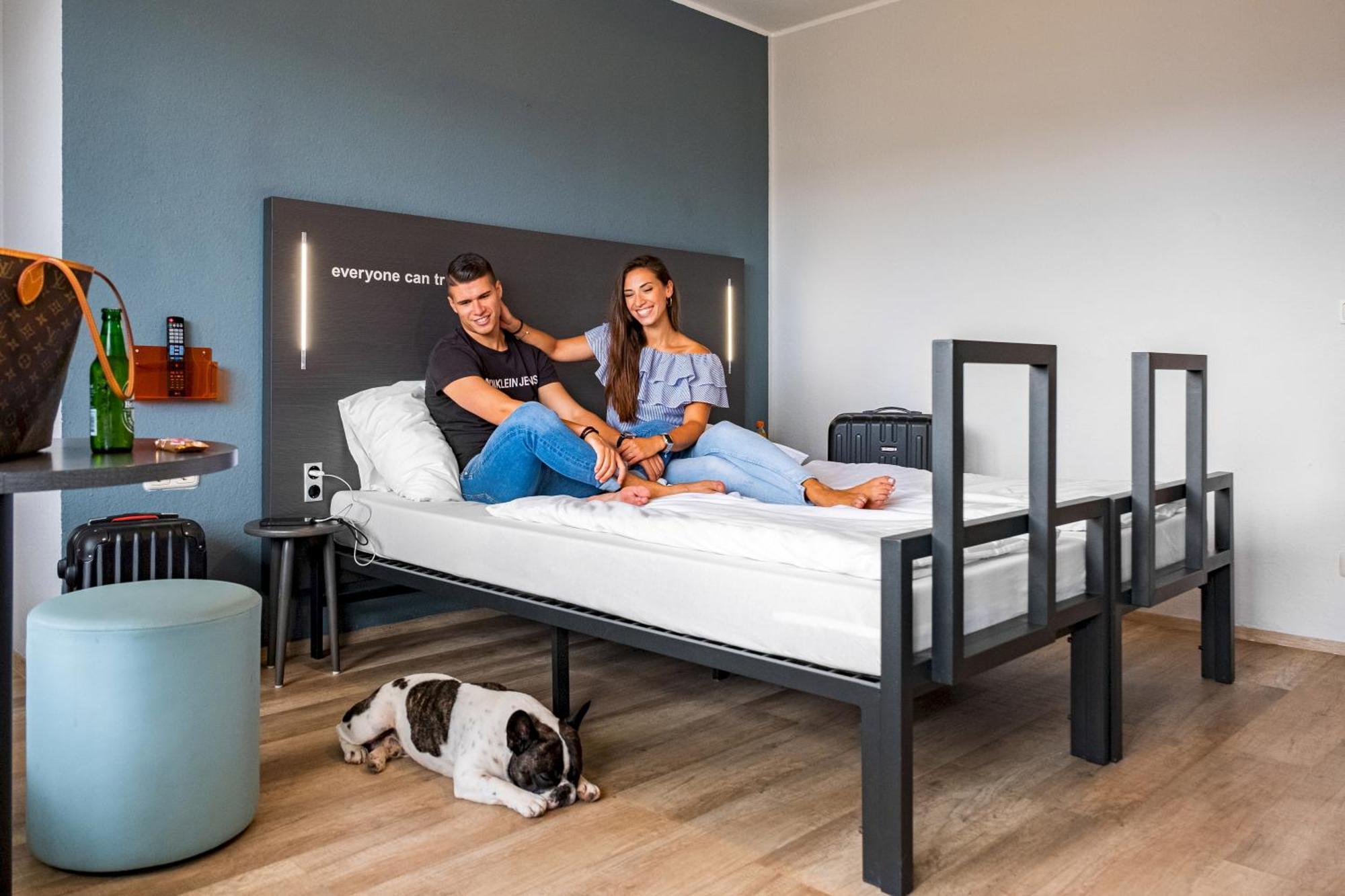 Hotel A&O Muenchen Hauptbahnhof Pokój zdjęcie