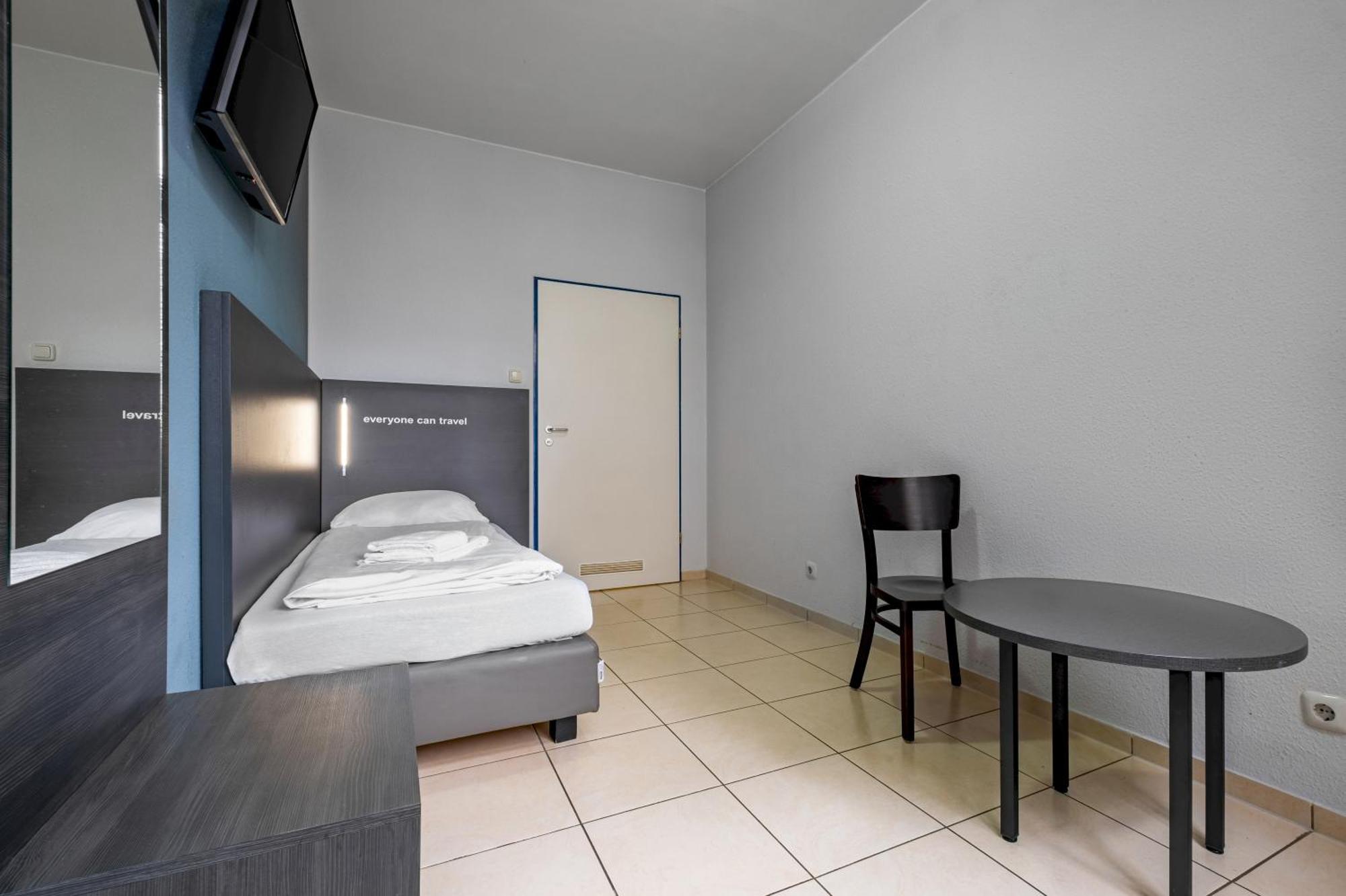Hotel A&O Muenchen Hauptbahnhof Pokój zdjęcie