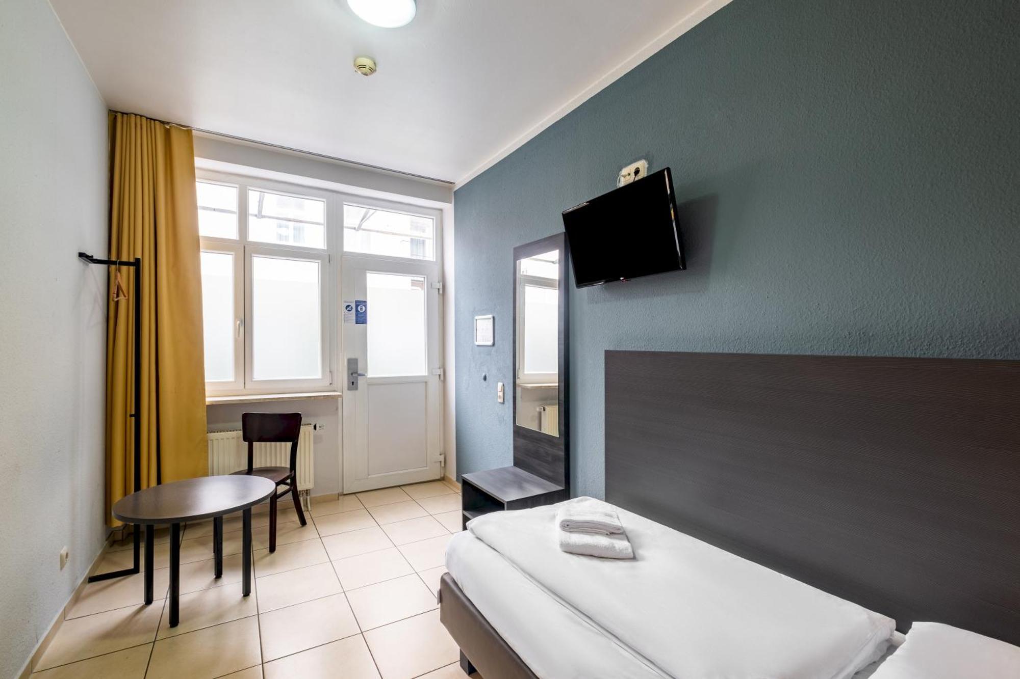 Hotel A&O Muenchen Hauptbahnhof Pokój zdjęcie